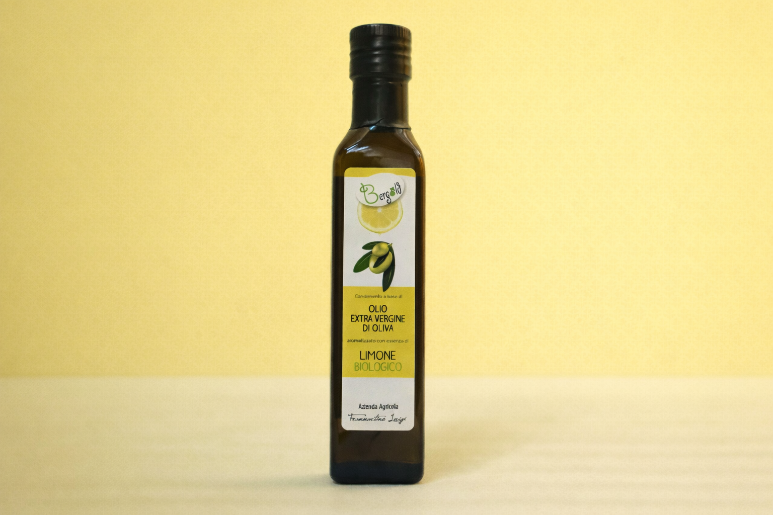 Condimento a base di olio extravergine di oliva aromatizzato con essenza di limone biologico (Foto)